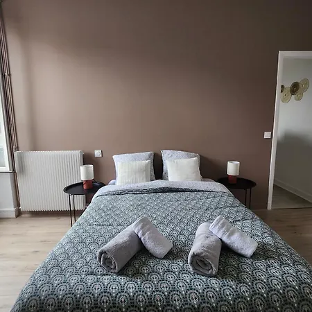 Le Nid Ensoleille アパート