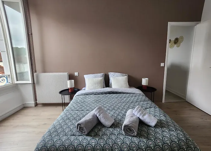 Le Nid Ensoleille アパート